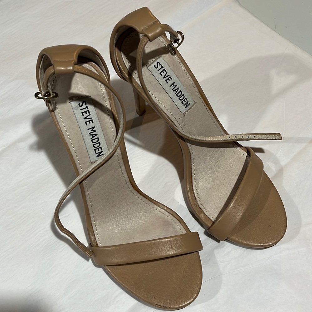 Steve Madden 6